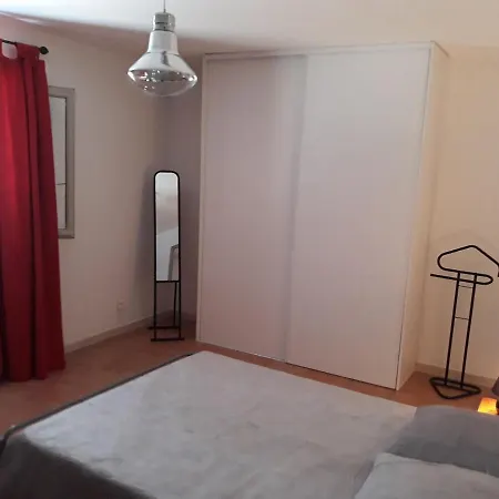度假居 Quiet Two Bedroom House